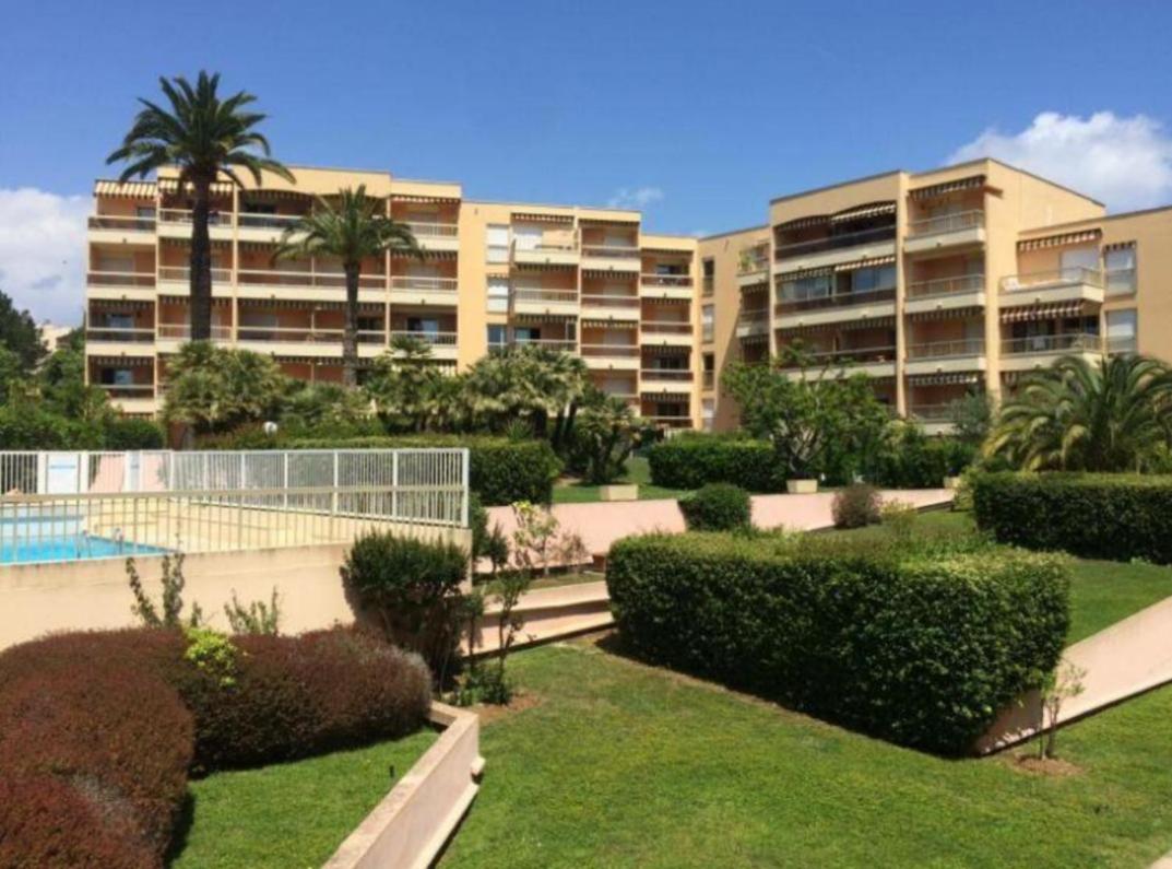 Appartement Angela Golfe-Juan Eksteriør billede